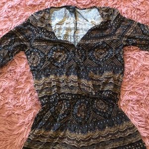 Forever 21 size small patterned timber with long sleeves NEVER WORN
